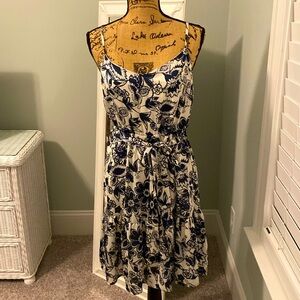 NWT Nine West spaghetti strap, floral dress, size M.